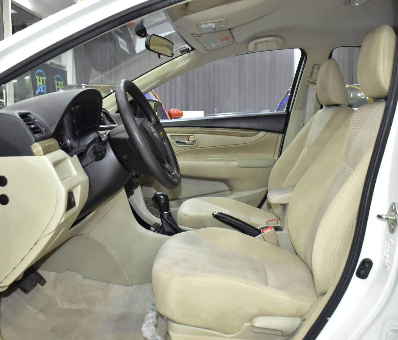 سوزوكي سياز EXCELLENT DEAL for our Suzuki Ciaz ( 2022 Model ) in White Color GCC Specs