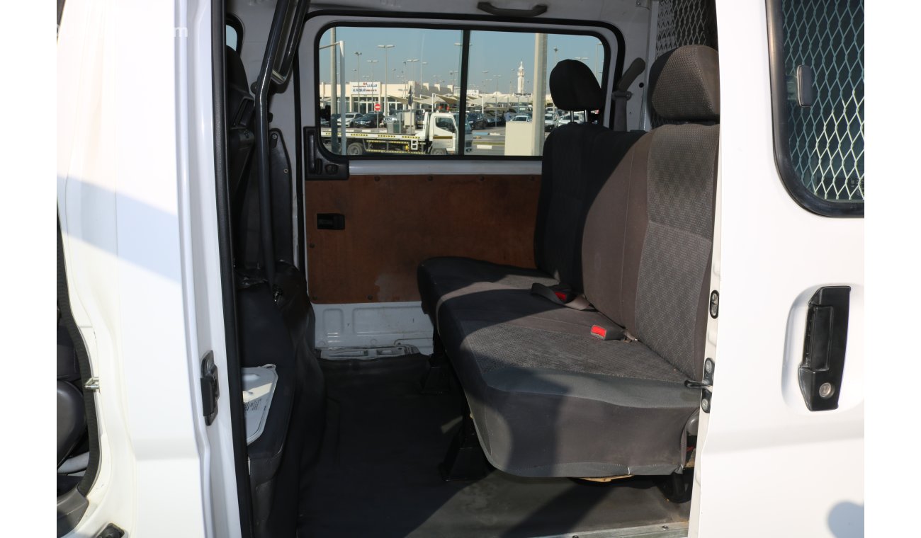 Nissan Urvan 6 SEATER DILIVERY VAN