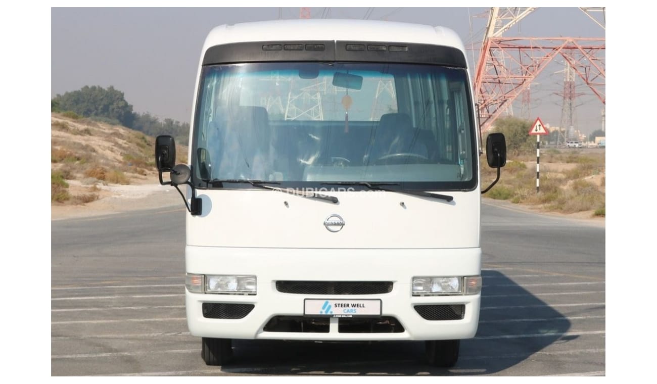 Nissan Civilian 2015 | BUS 30 SEATER WITH GCC SPECS AND EXCELLENT CONDITION