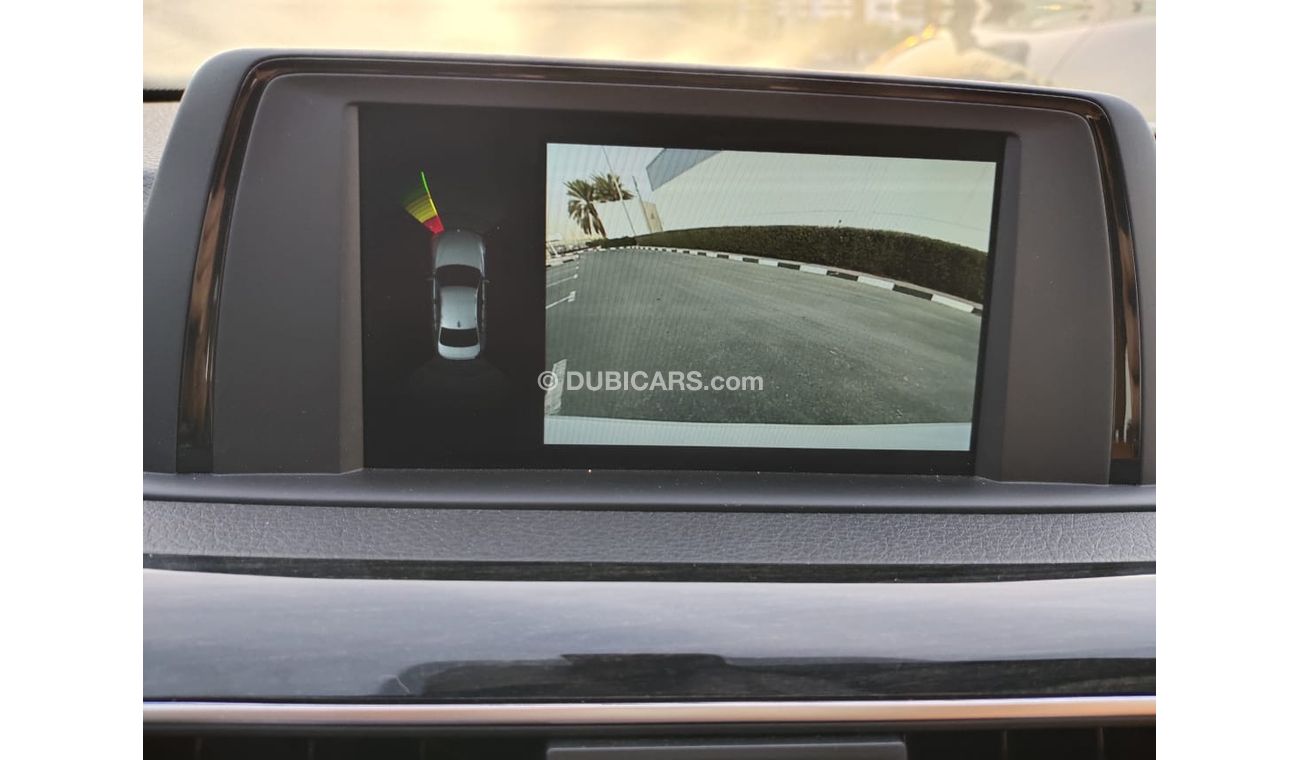 بي أم دبليو 318i I M-Kit 2018 GCC 2 Year Warranty with open km