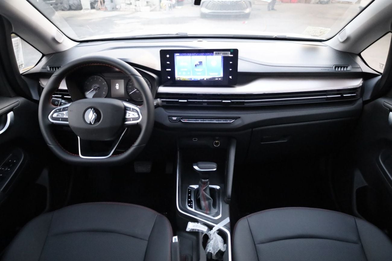 Livan X3 Pro 1.5L PETROL AUTOMATIC TRANSMISSION ( FOR RE-EXPORT OUTSIDE GCC COUNTRIES ONLY )