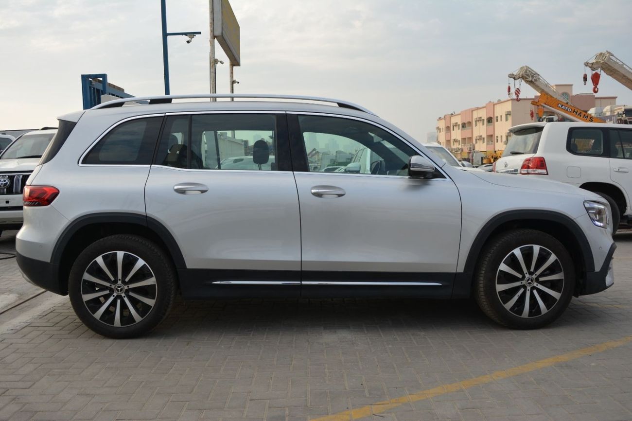 Mercedes-Benz GLB 200