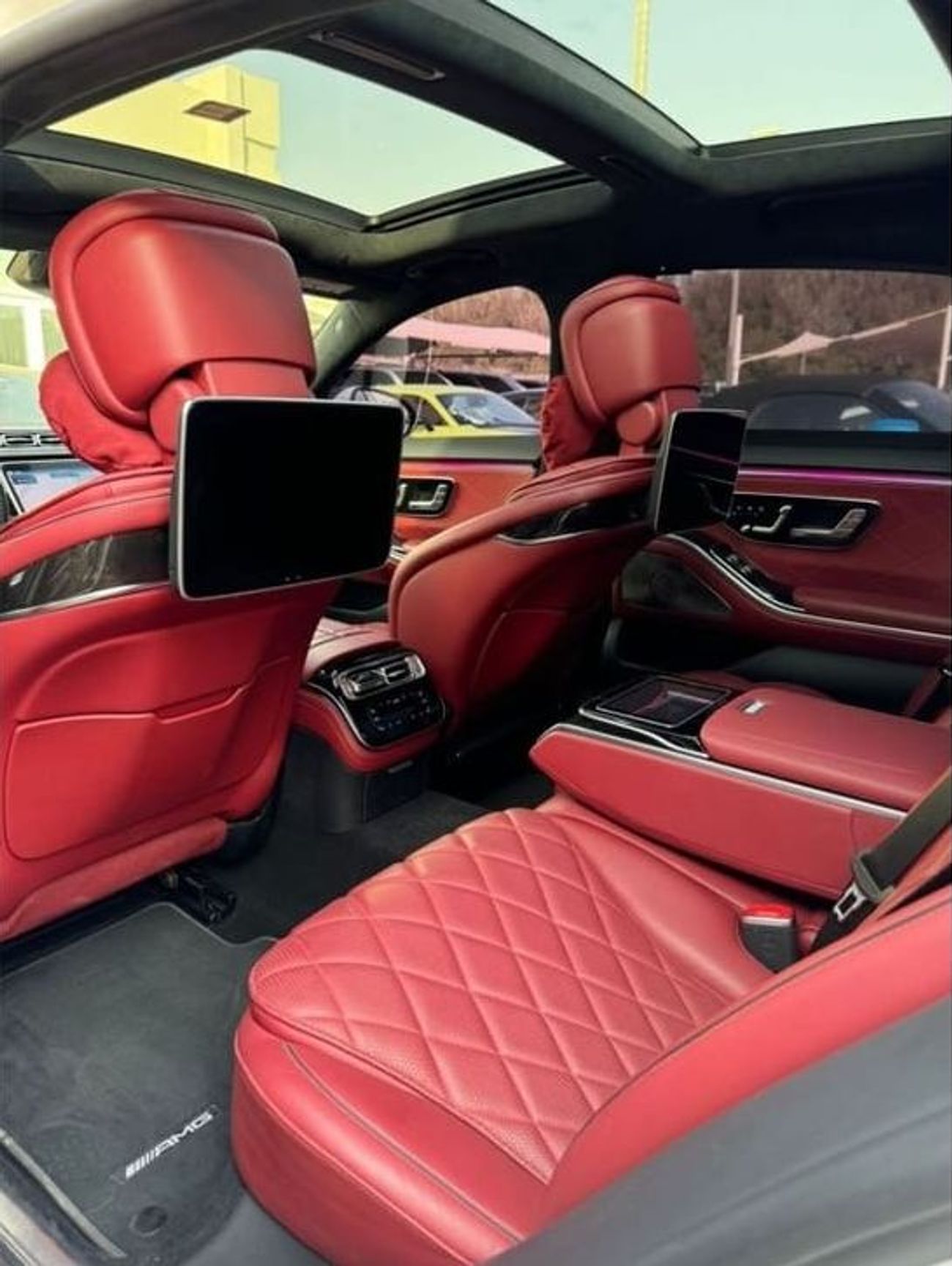 مرسيدس بنز S 580 اكسكلوسيف 4M مرسيدس بنز S580 خليجي فل ابشن صبغ وكاله تشييكات وكاله بحاله ممتازه