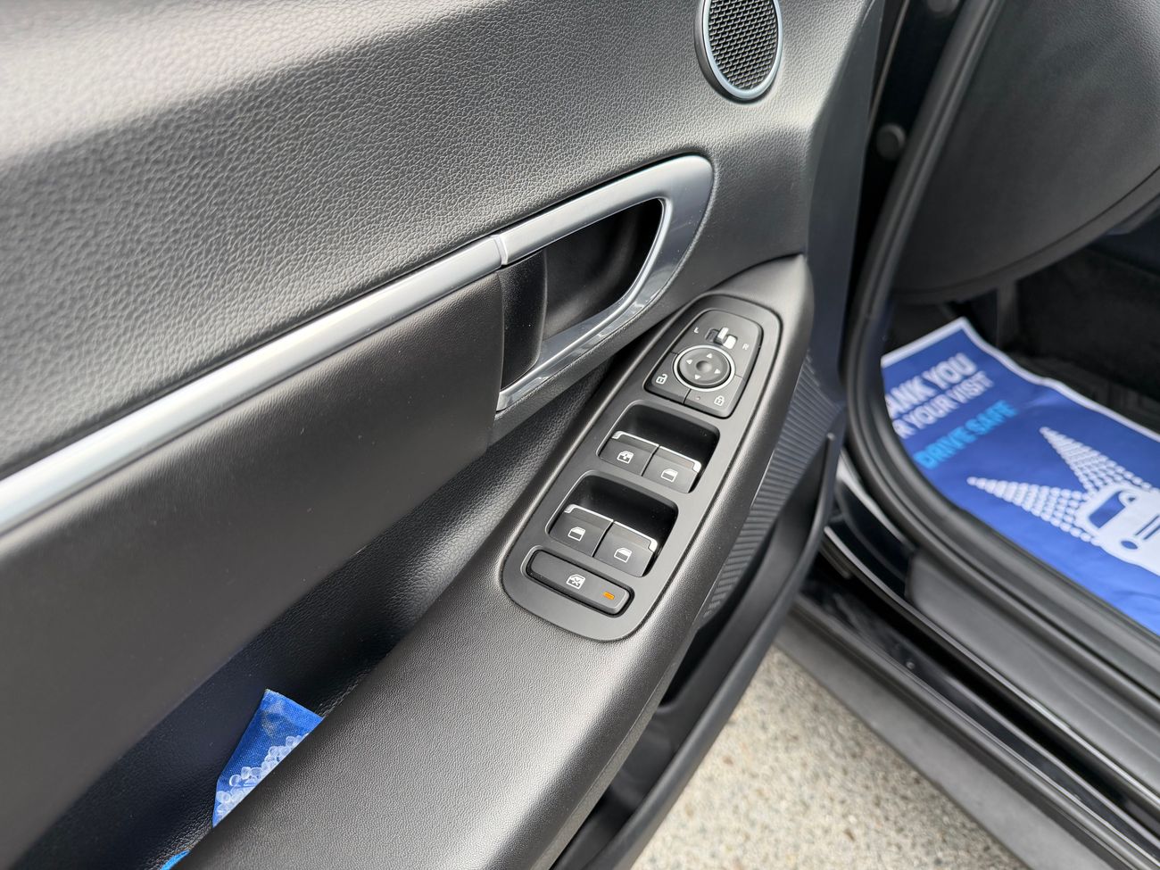 هيونداي سوناتا Hybrid Blue