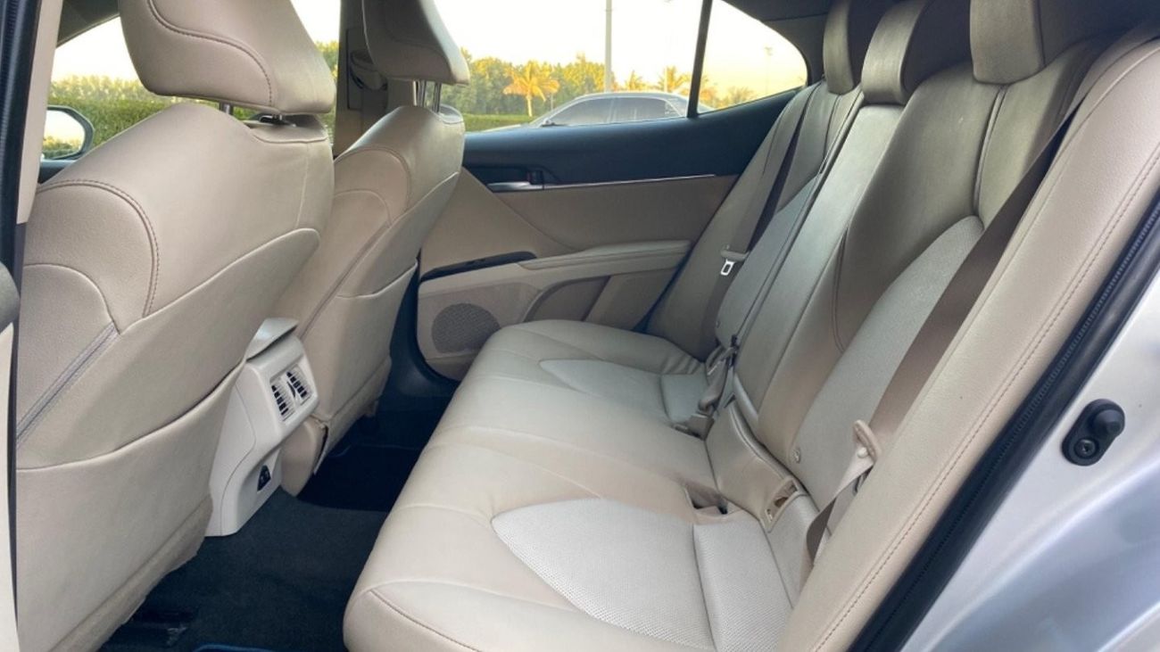 Toyota Camry GLE Hybrid Hybrid ful option‏ Export only