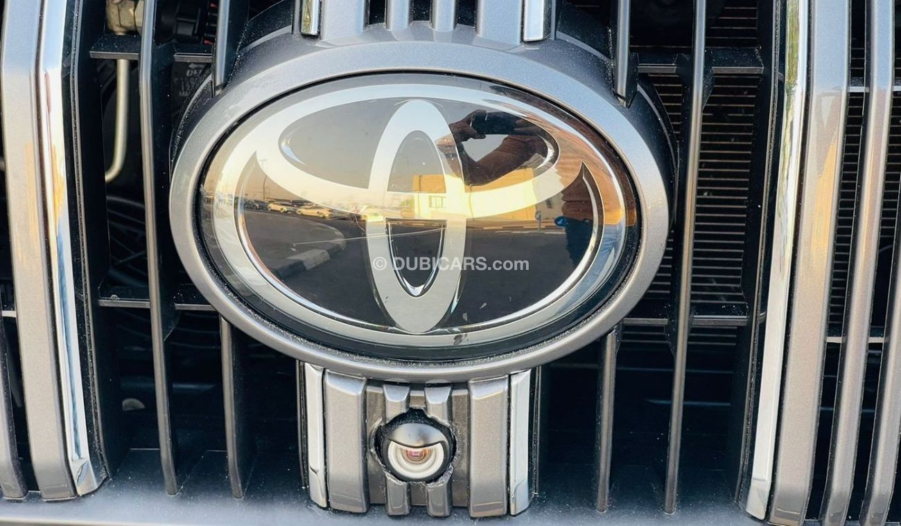 Toyota Prado Kakadu TZG 1/2016 Diesel Fully Loaded Premium Condition [Right Hand Drive]