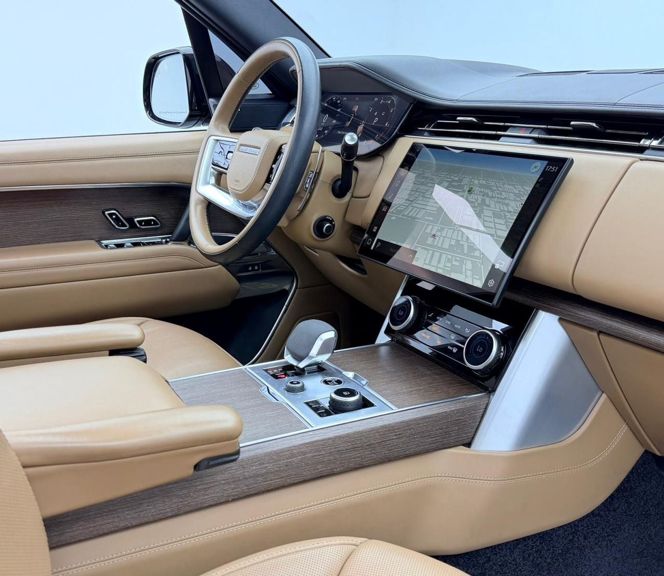 لاند روفر رينج روفر 2023 Land Rover Range Rover HSE P400, 11/2028 Range Rover Warranty + Service Contract, Full Service 