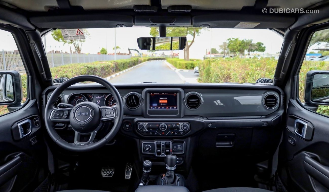 Jeep Gladiator Sport Plus , V6 , 3.6L , 4X4 , 2021 GCC 0Km , 3 Yrs or 60K Km WNTY @Official Dealer