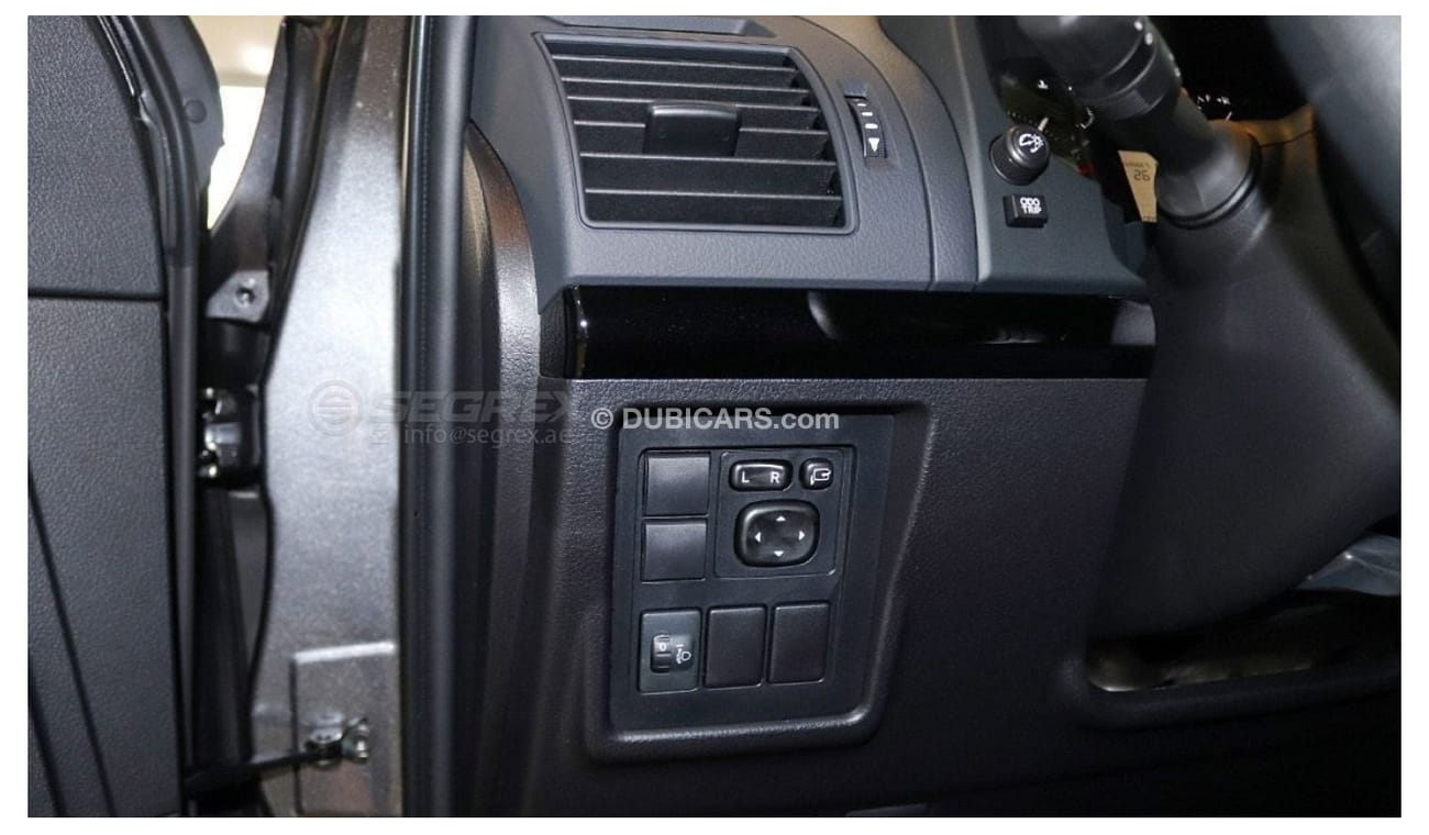 تويوتا برادو 2.8L Turbo Diesel TX 4WD A/T Spare Up