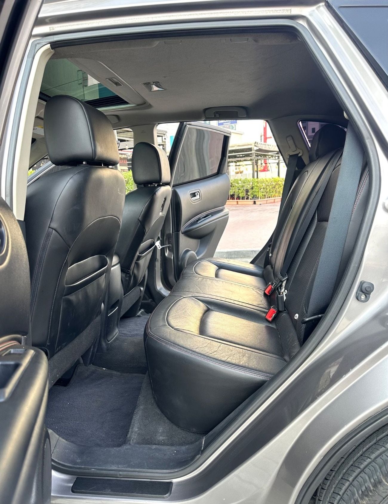 Nissan Rogue S (NON GCC)