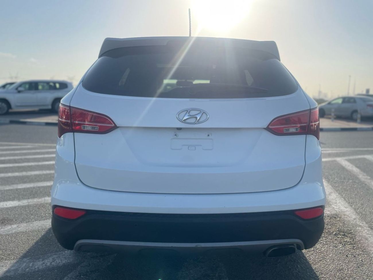 هيونداي سانتا في 2014 Hyundai Santa Fe Ultimate Full Option Panoramic View - Leather Electric Seats With Sensor 2.4L