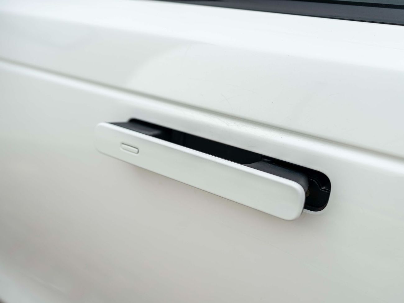 لاند روفر رينج روفر فيلار P250 S 2.0L Petrol