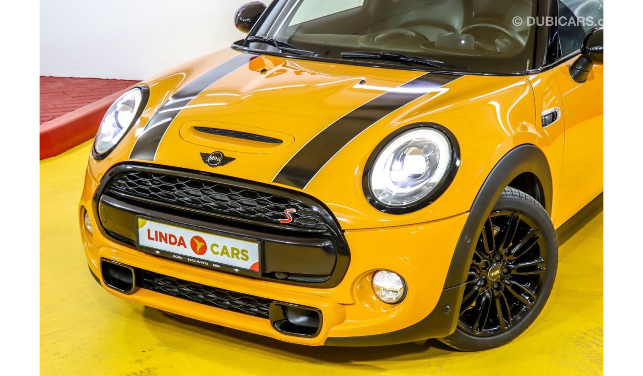 Mini Cooper S Mini Cooper S 2015 GCC under Warranty with Zero Down-Payment.