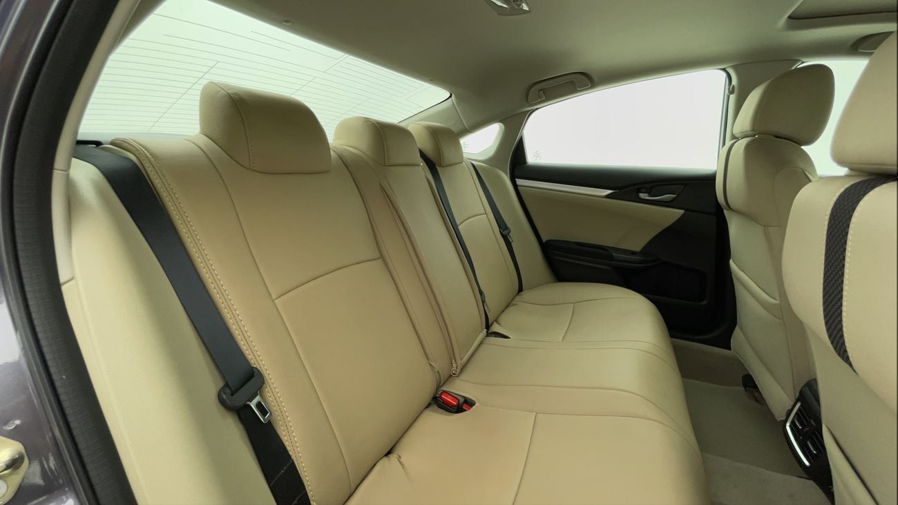 هوندا سيفيك EX 2 | بدون دفعة مقدمة | اختبار القيادة في المنزل