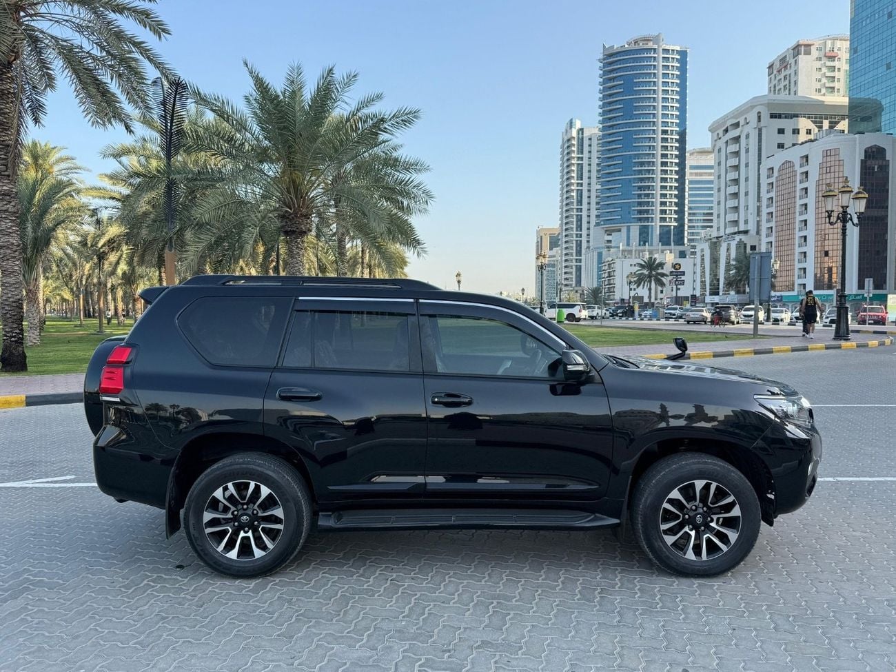 Toyota Prado VX Full option