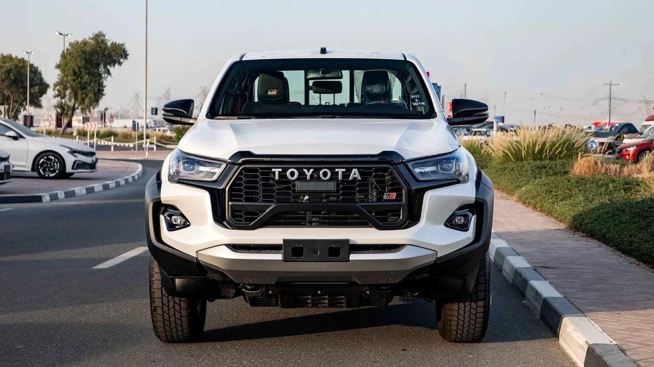 Toyota Hilux GR SPORT