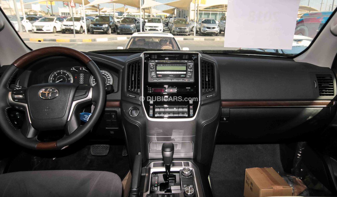 Toyota Land Cruiser GXR V8 Diesel