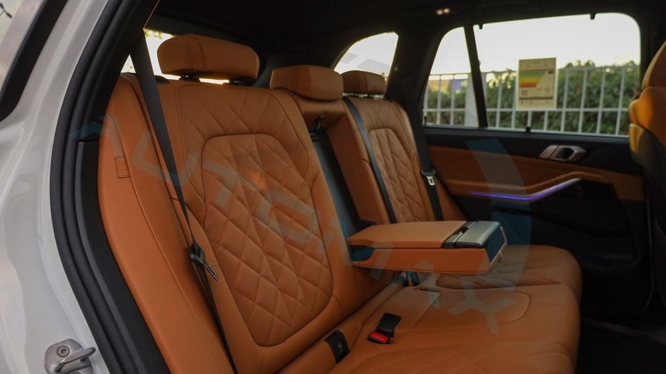 بي أم دبليو X5 M xDrive 40i 3.0T GCC 2025 0Km With 2 Years Warranty & 3 Years Service @Official Dealer