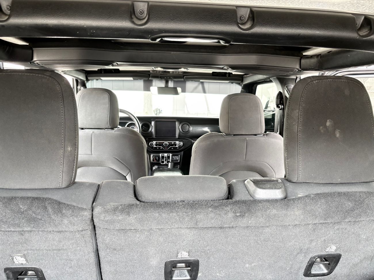 Jeep Wrangler Unlimited Sport 3.6L A/T