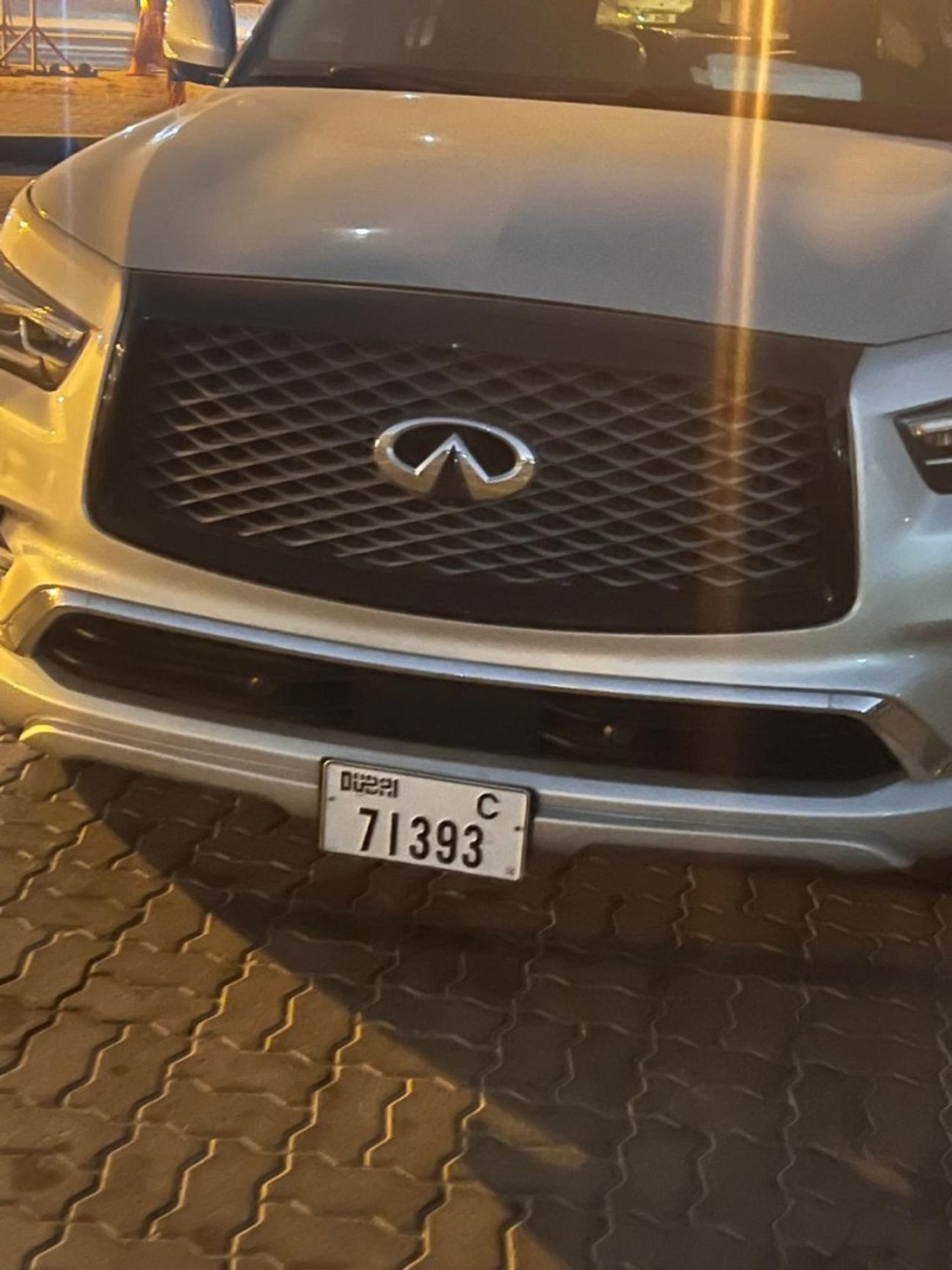 إنفينيتي QX80 Black Edition 5.6L