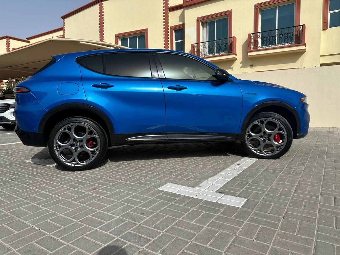 ألفا روميو تونالي Veloce