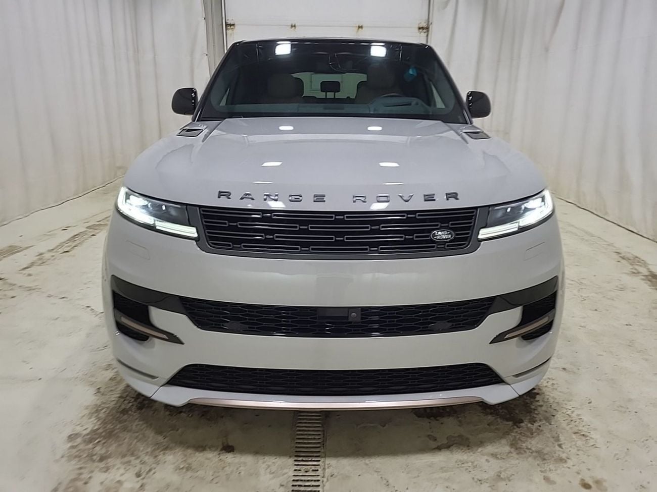 Land Rover Range Rover Sport DYNAMIC SE P400