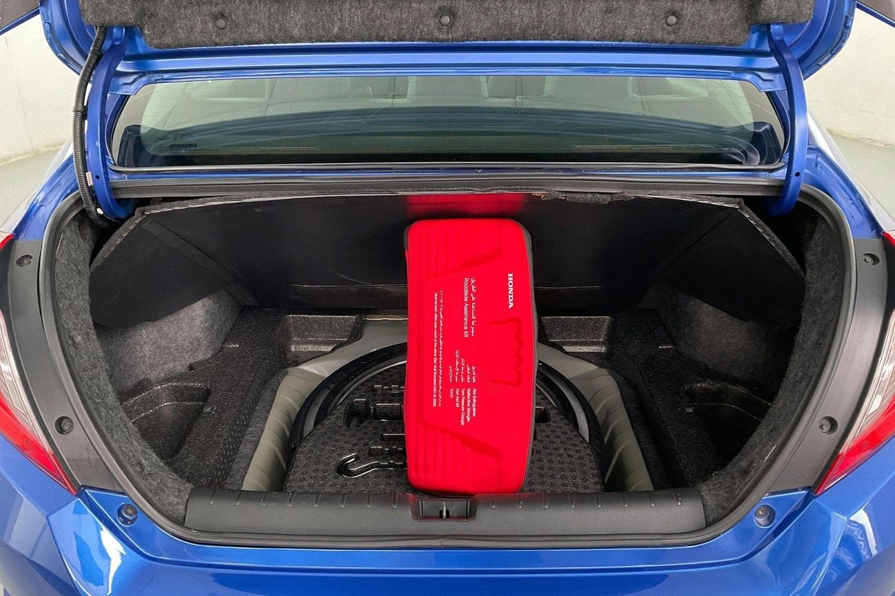 هوندا سيفيك RS | عرض العيد الحصري | خالية من أضرار الفيضانات