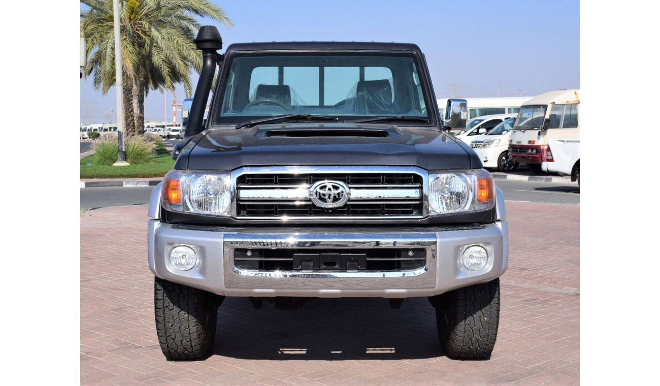Toyota Land Cruiser Pick Up