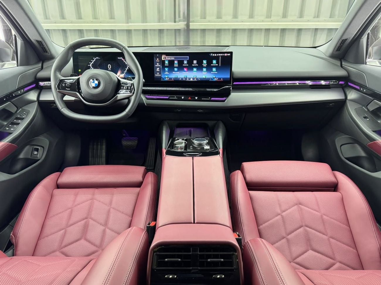 BMW 520i PURE BMW 5 Series 520 2025 | Full PPF | GCC | Low Mileage | AGMC Warranty 2030 | AGMC Service 2030