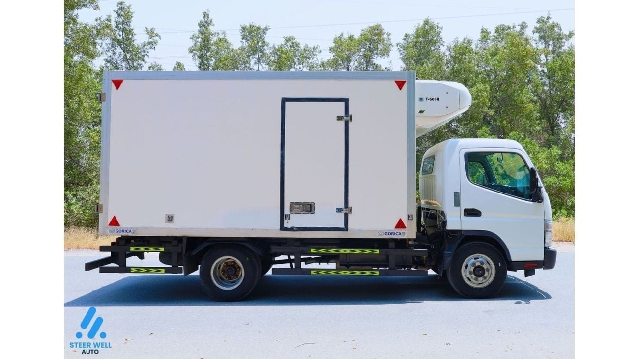 Mitsubishi Fuso Canter 2017 Freezer Box - Thermoking T600R - 4.2L DSL MT - Well Maintained - Book Now!