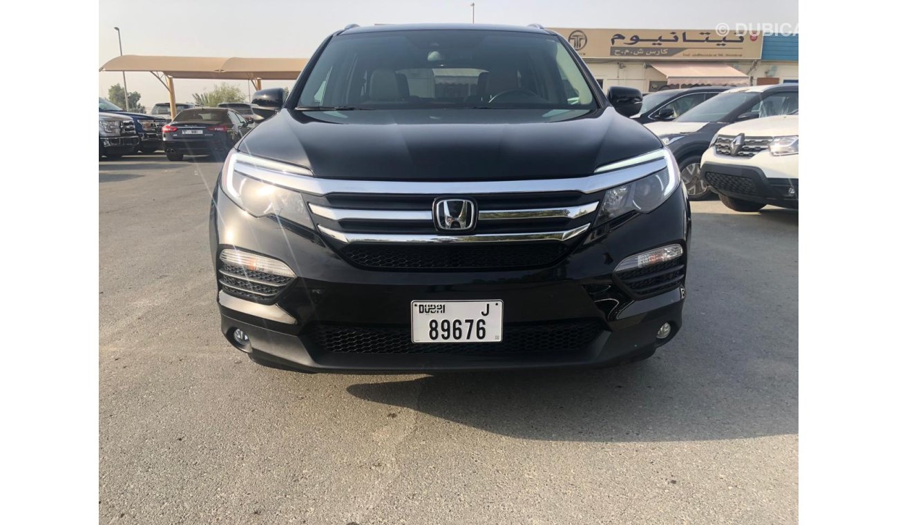 Honda Pilot AWD 2016 V6  CANADIAN  25000KM