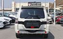 Mitsubishi Pajero GLS Highline Top 3.8L Mitsubishi Pajero 2018 GCC, accident-free, 3.8L (6) cylinder engine, 7 seats -