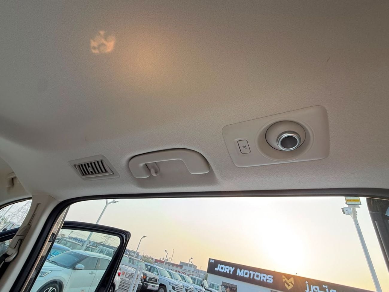 Toyota Granvia PREMIUM