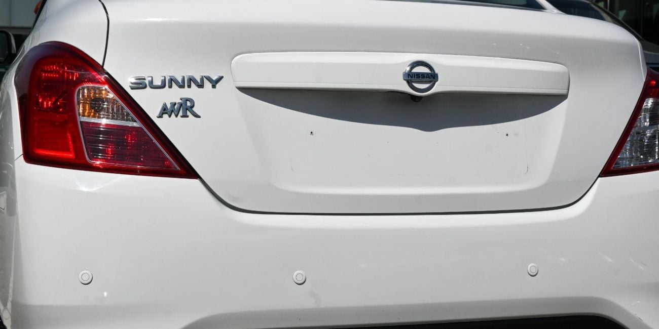 Nissan Sunny SV