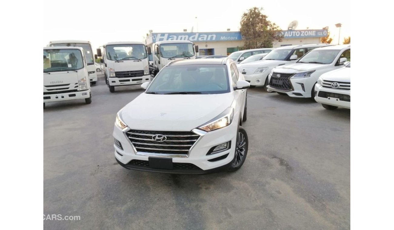 Hyundai Tucson 2.0 with sun roof