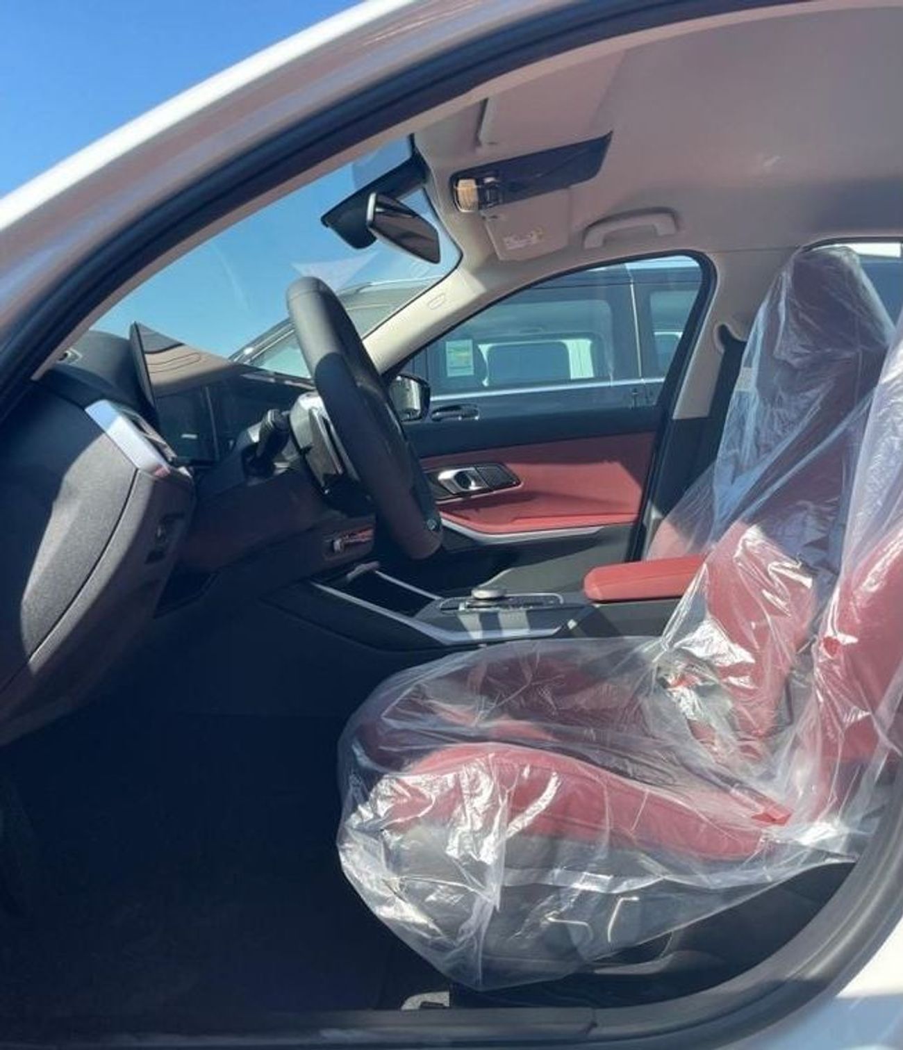 BMW 318i V4 2.0L Warranty & Service 2025 GCC