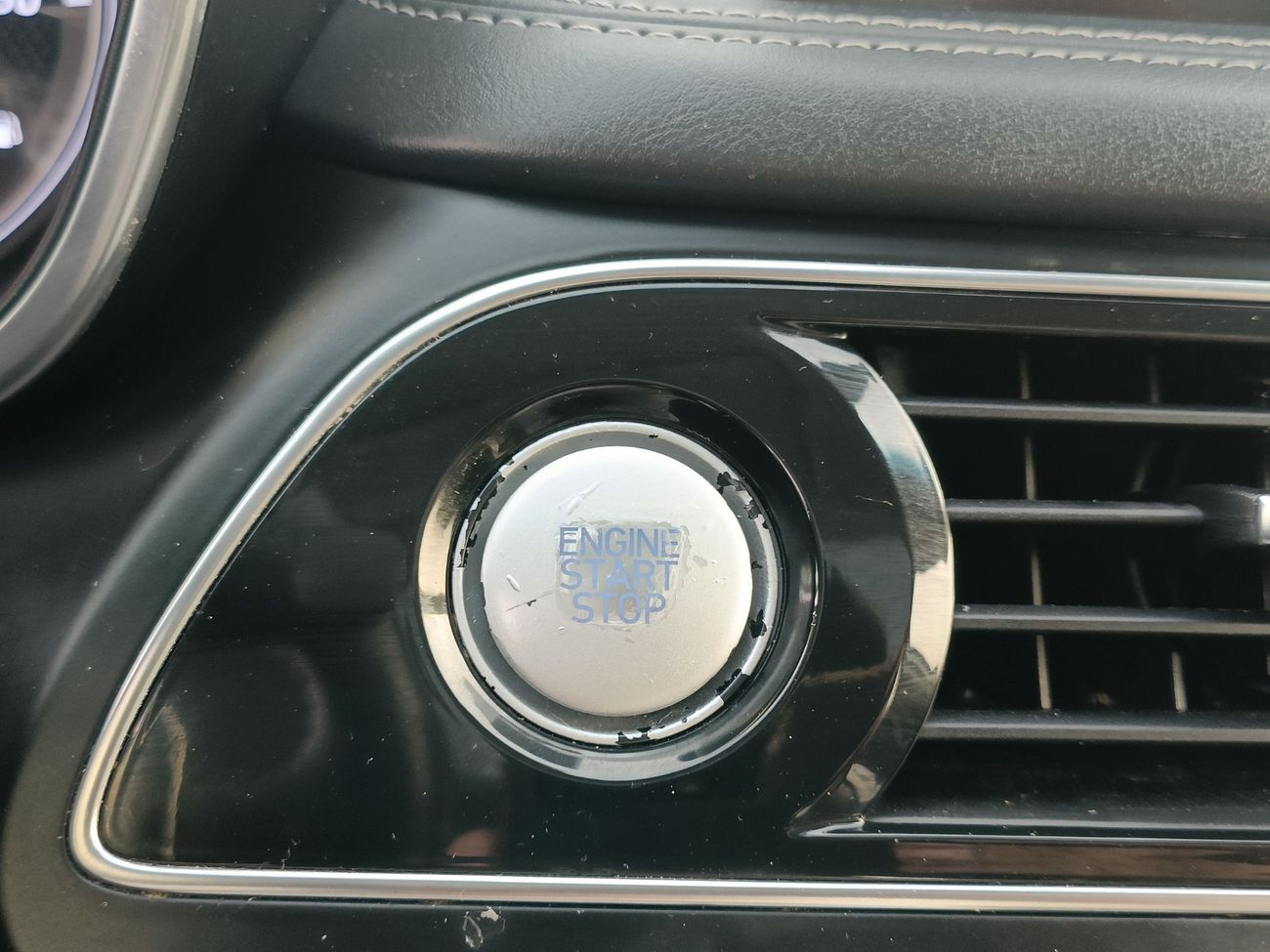 Genesis G70 / SUNROOF/ LEATHER/ TRIP TONIC/ FULL OPT/ 1040 MONTHLY / LOT#72947