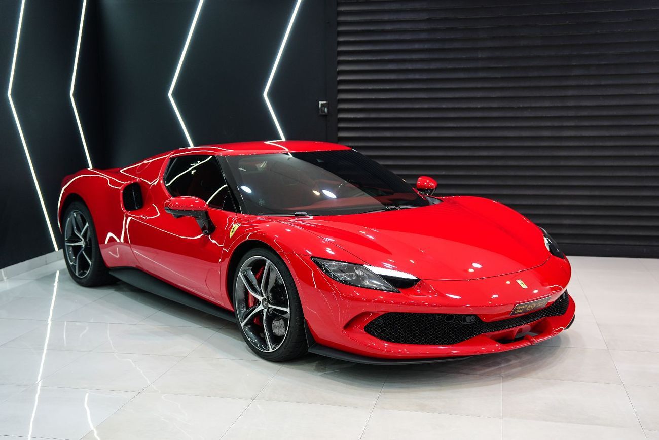 فيراري 296 GTB 3.0T V6 PHEV Carbon Fiber Interior, Passenger Display, Dealer Warranty + Service!!