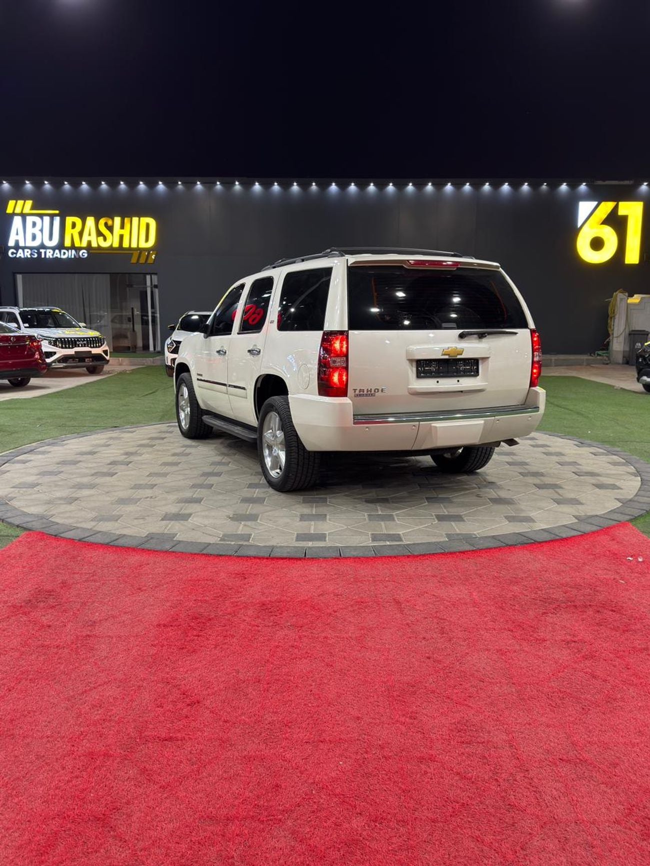 Chevrolet Tahoe LTZ 5.3L 4WD (8 Seater)