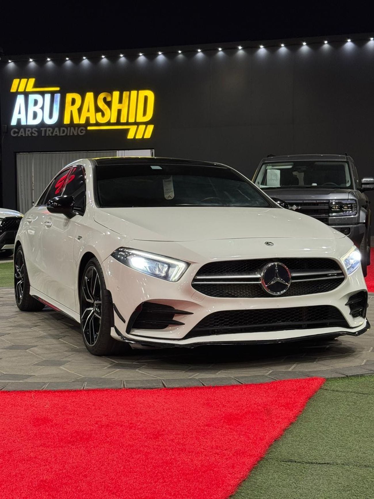 Mercedes Benz A35 AMG