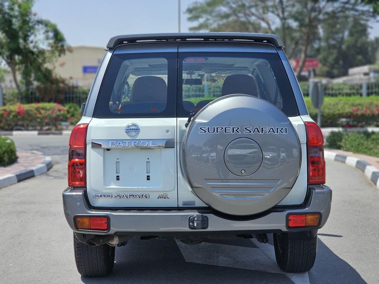 Nissan Patrol Super Safari SUPER SAFARI CAPSULE 2020 GCC FULL OPTION UNDER WARRANTY V6