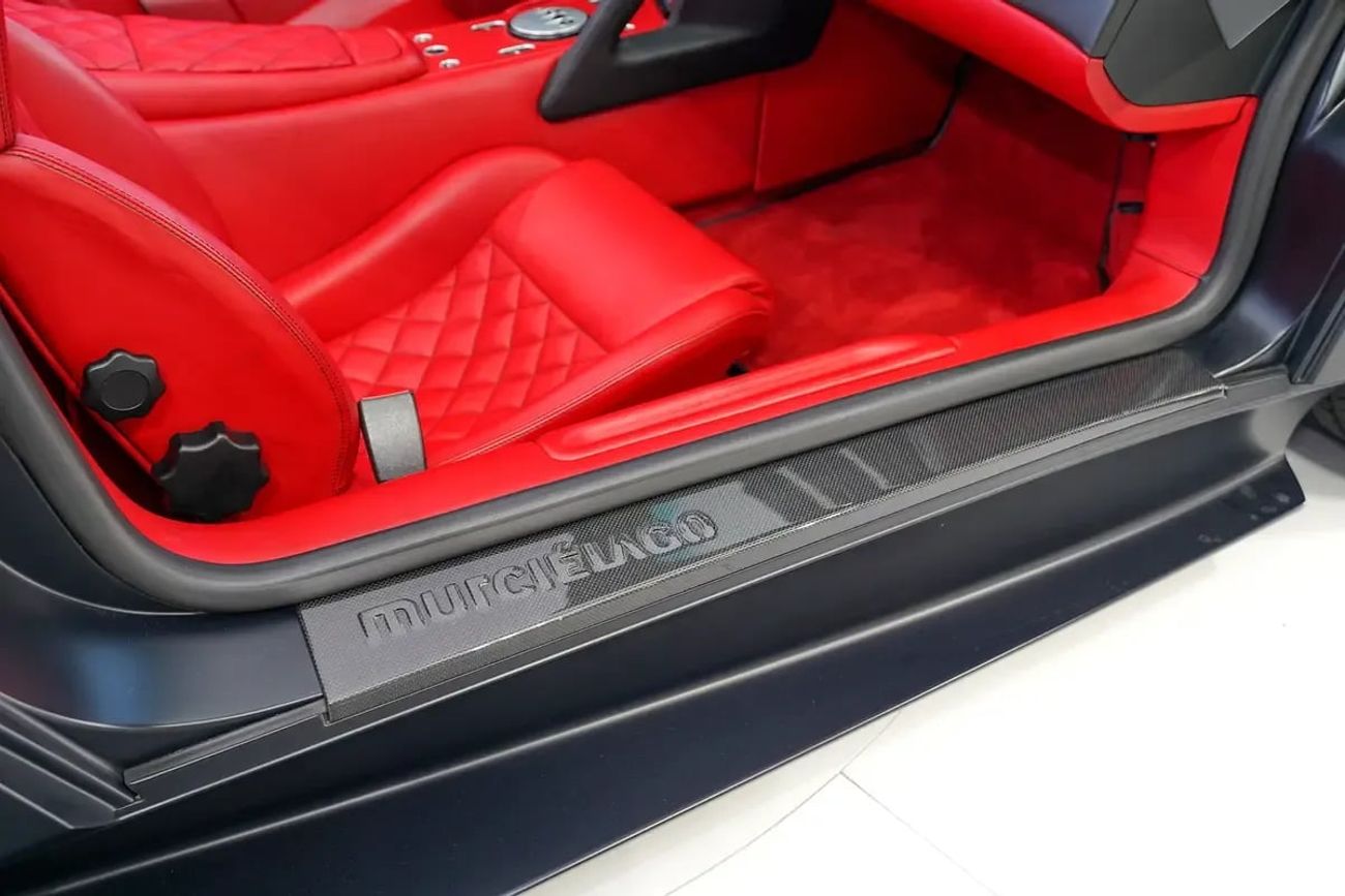 لامبورغيني مورشيلاجو LP-640 ROADSTER