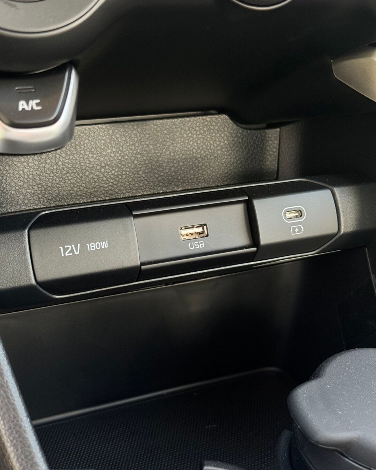 Kia Picanto KIA PICANTO GCC 1.2L - 2 AIRBAG ( 2026 MODEL )