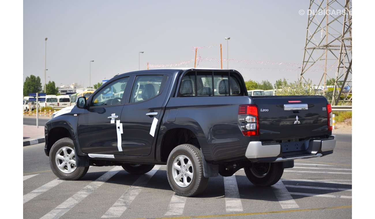 Mitsubishi L200 Double Cabin GLS 2.4L Diesel Manual Transmission