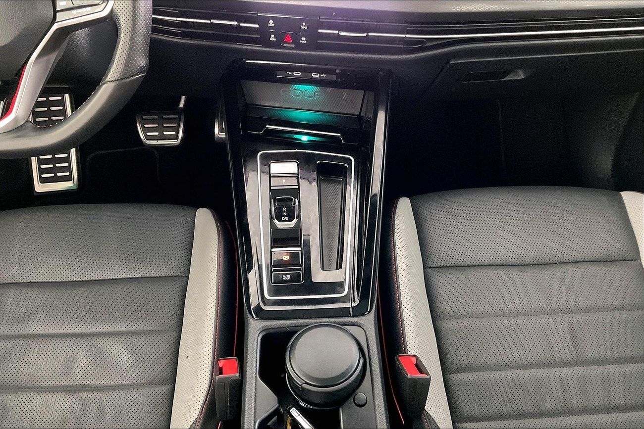 Volvo XC40 T4 R Design | Guaranteed Warranty | 0 Down Payment