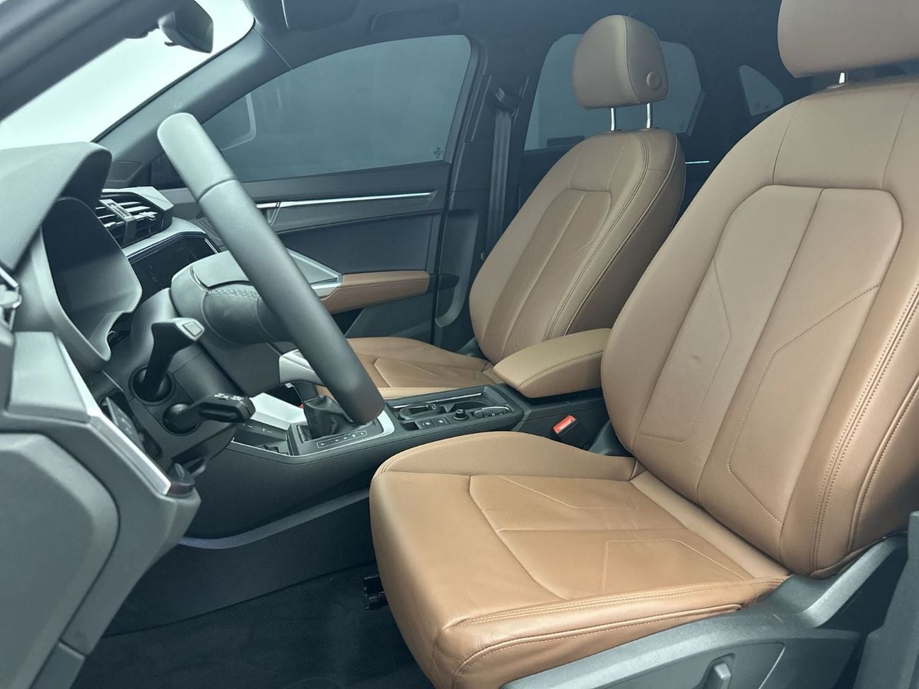 Audi Q3 35 TFSI Advanced 2.0L Q3 Sportback 35 TFSI 150hp (Ref# 75853)