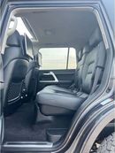 Toyota Land Cruiser diesel 4.5 liter right hand automatic sunroof cool box leather seats