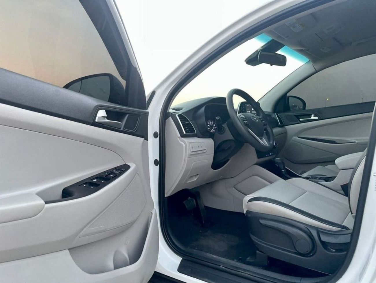 هيونداي توسون 2020 Hyundai Tucson 2.0L V4 GDi Premium With Lane Assist & Leather Seat - Super Clean - 62,800 Milea