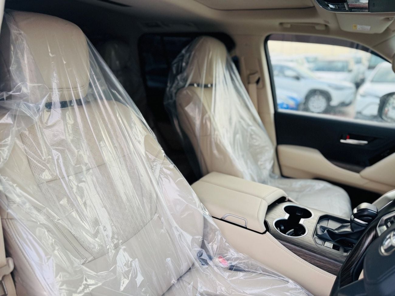 Toyota Land Cruiser Zx top of the range