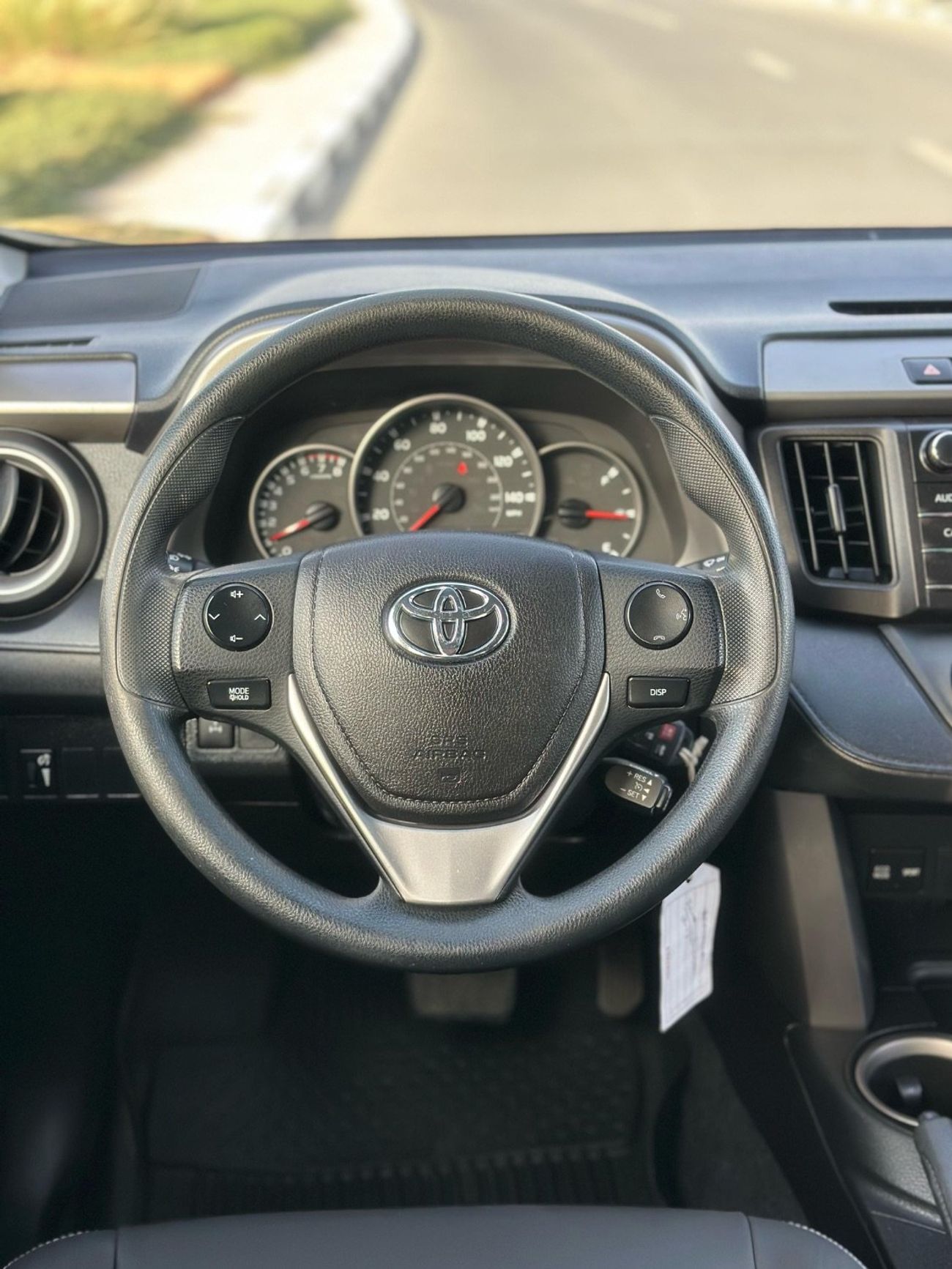 تويوتا راف ٤ 4WD